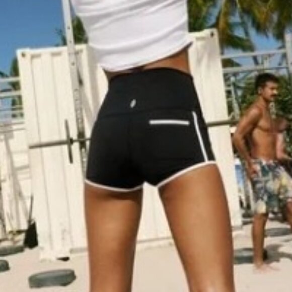 NWT Free People Island Time Shorts - Picture 2 of 3
